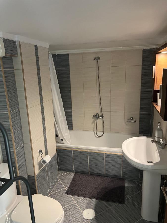 Silverline Comfort Apartment Солун Екстериор снимка